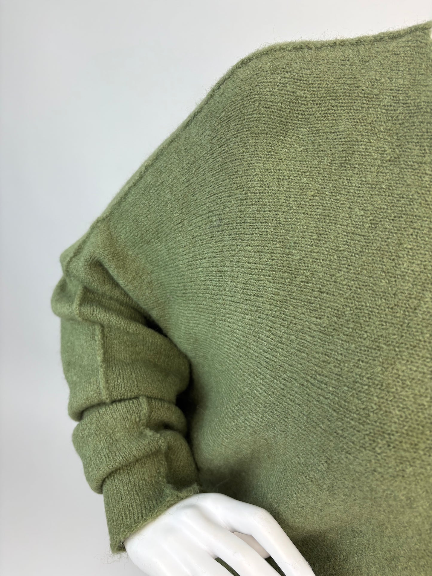 Strickpullover oliv, Gr. 36-42
