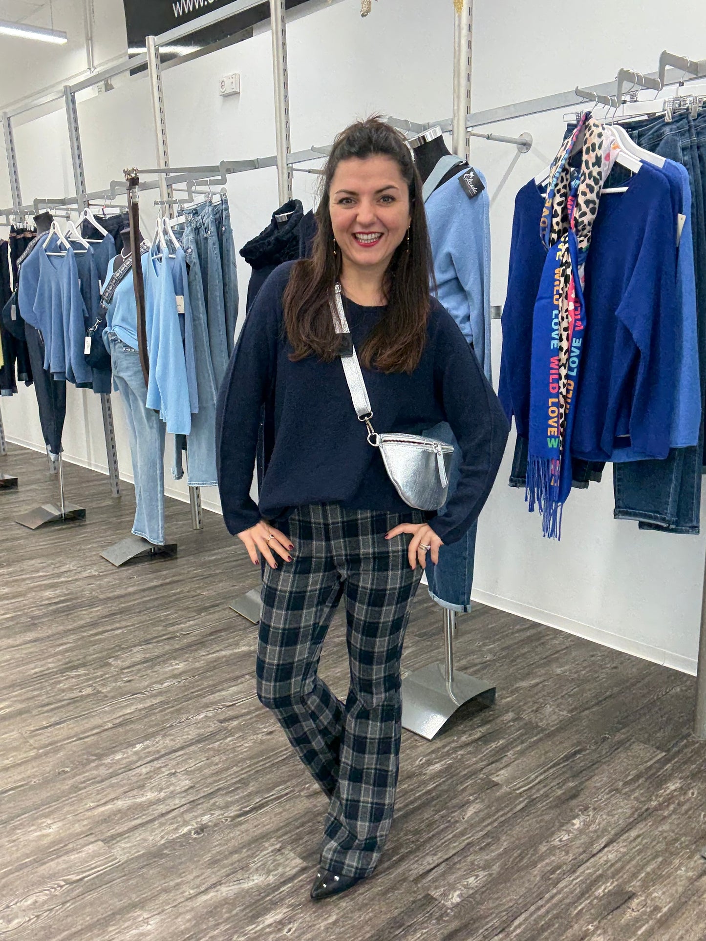 Stoffhose kariert dunkelblau/grau, Gr. 36-40