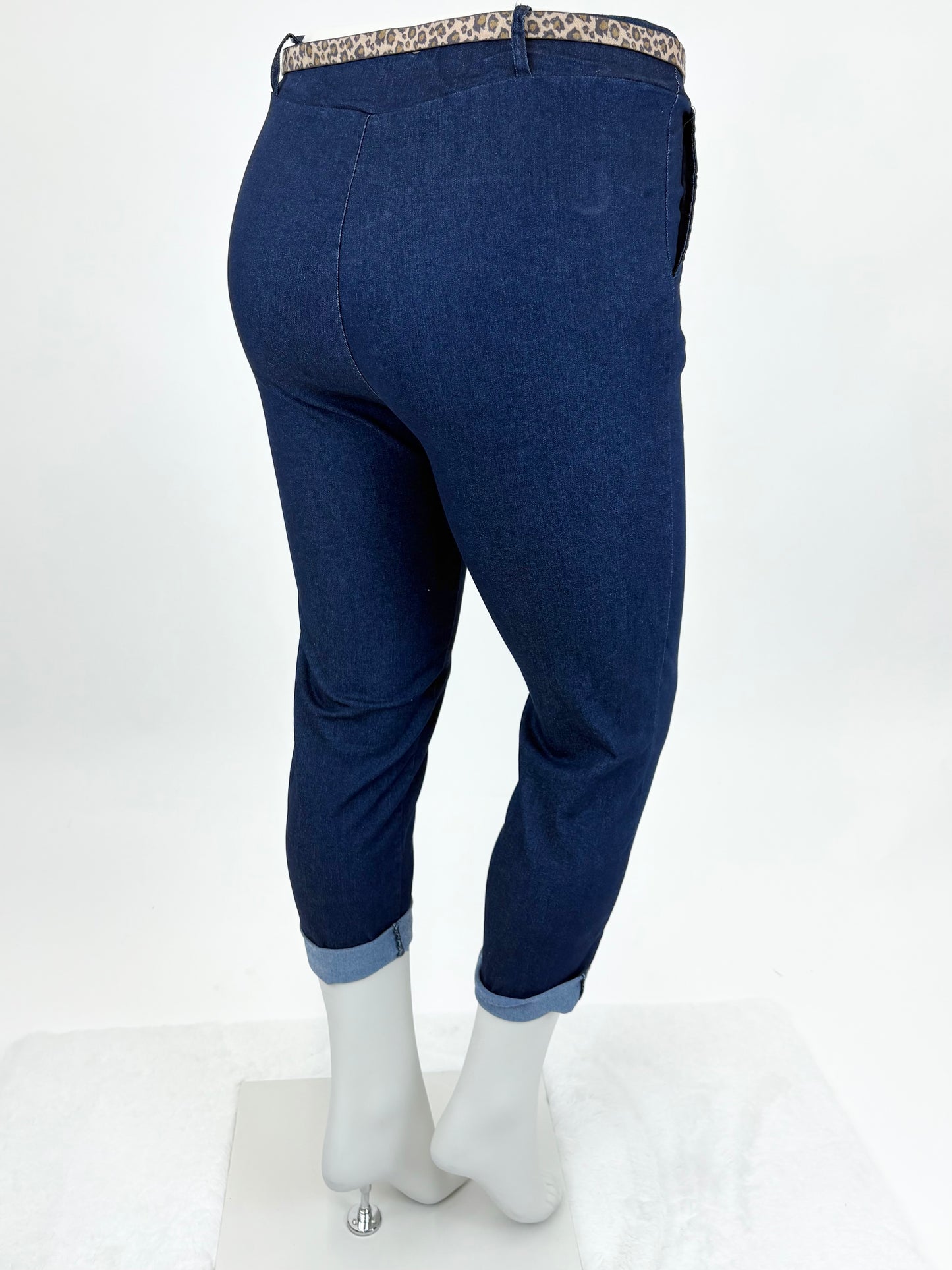 Jeanshose mit Leoparden-Gürtel , Gr. 36-44