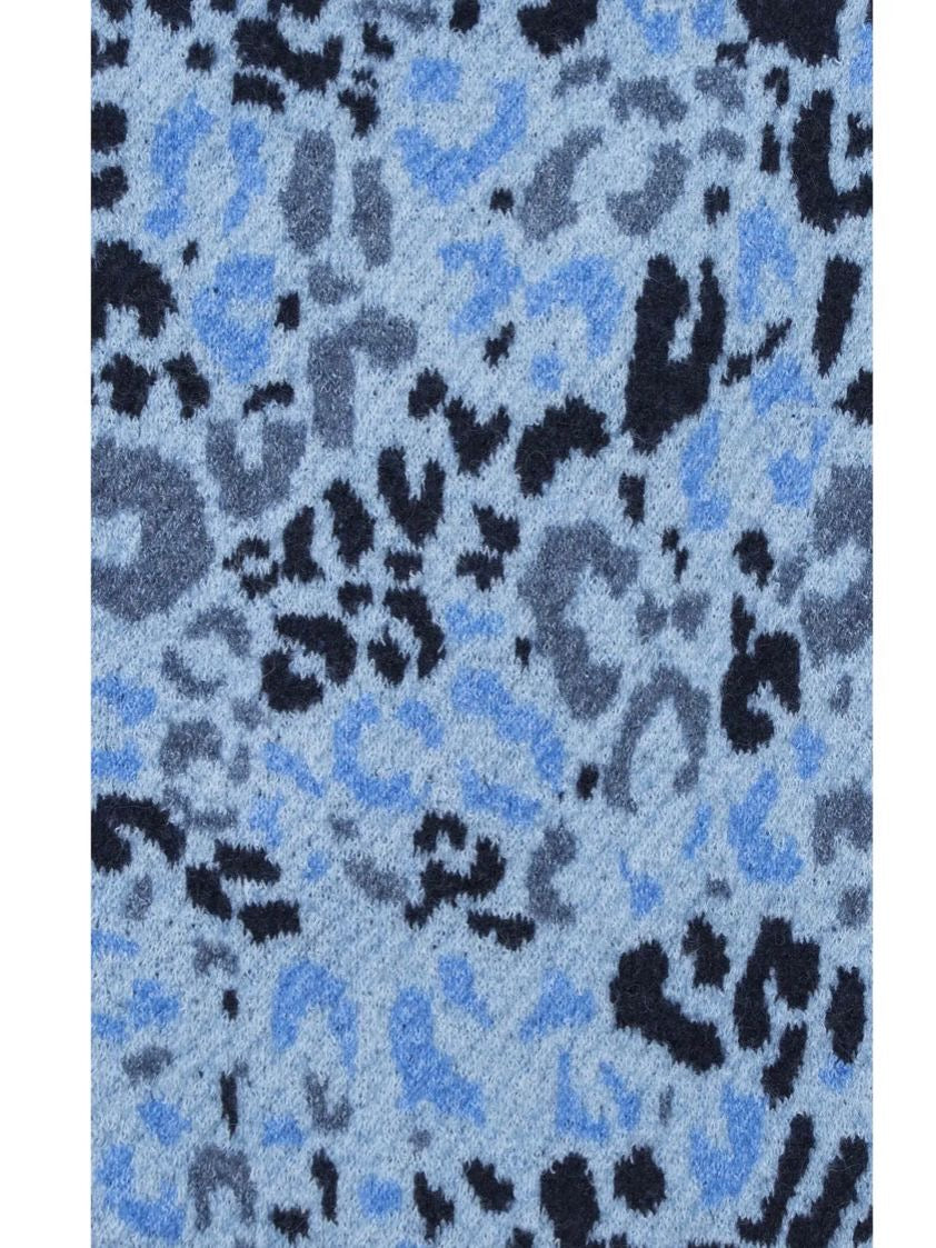 Kuscheliger XXL-Schal mit Animal-Print blau