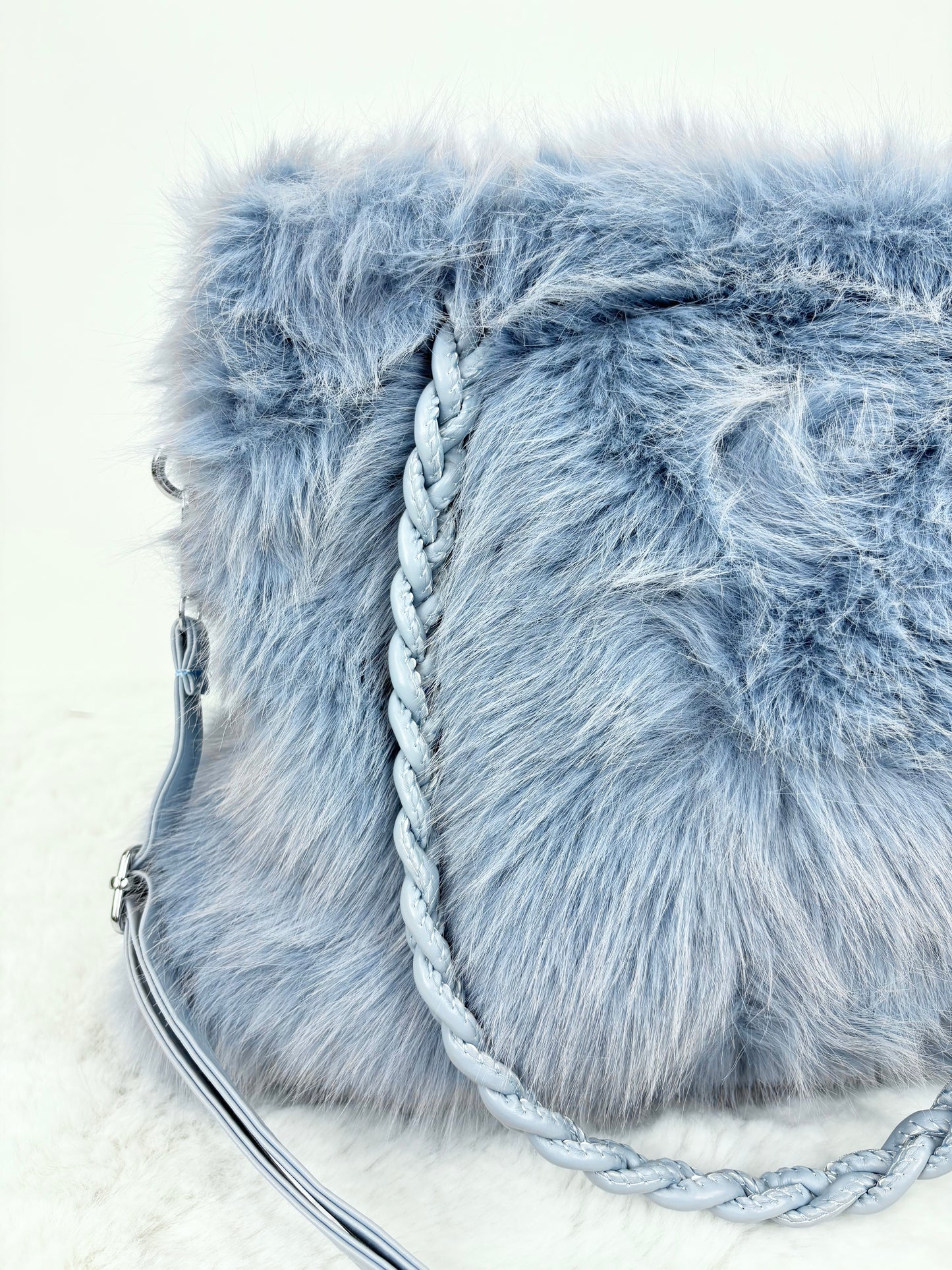 Kunstfelltasche blau