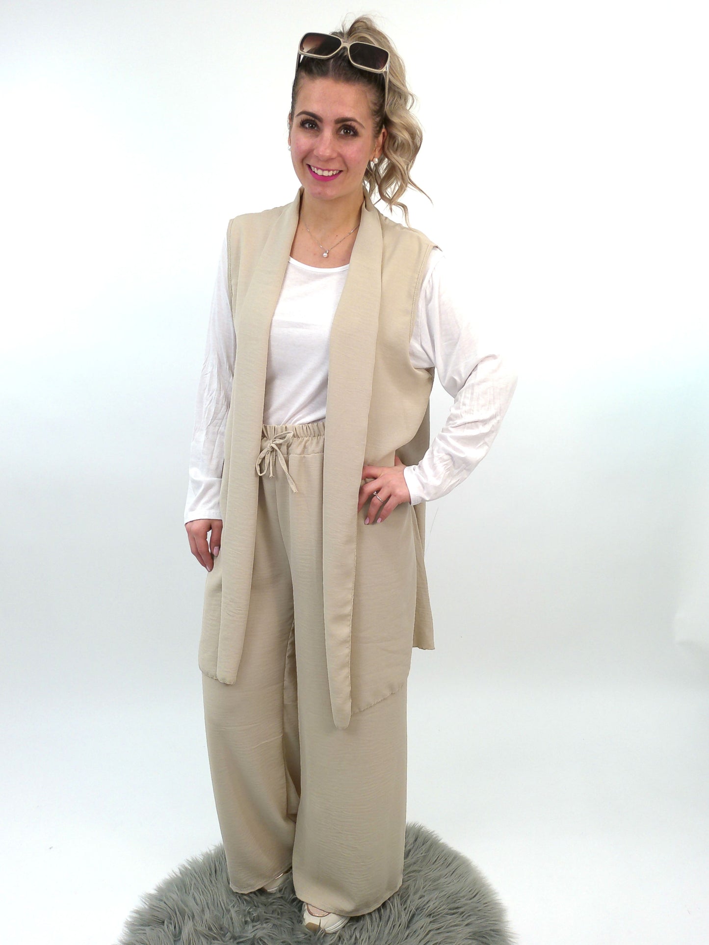 Set Oberteil, Weste und Hose, beige, Gr. 38-44