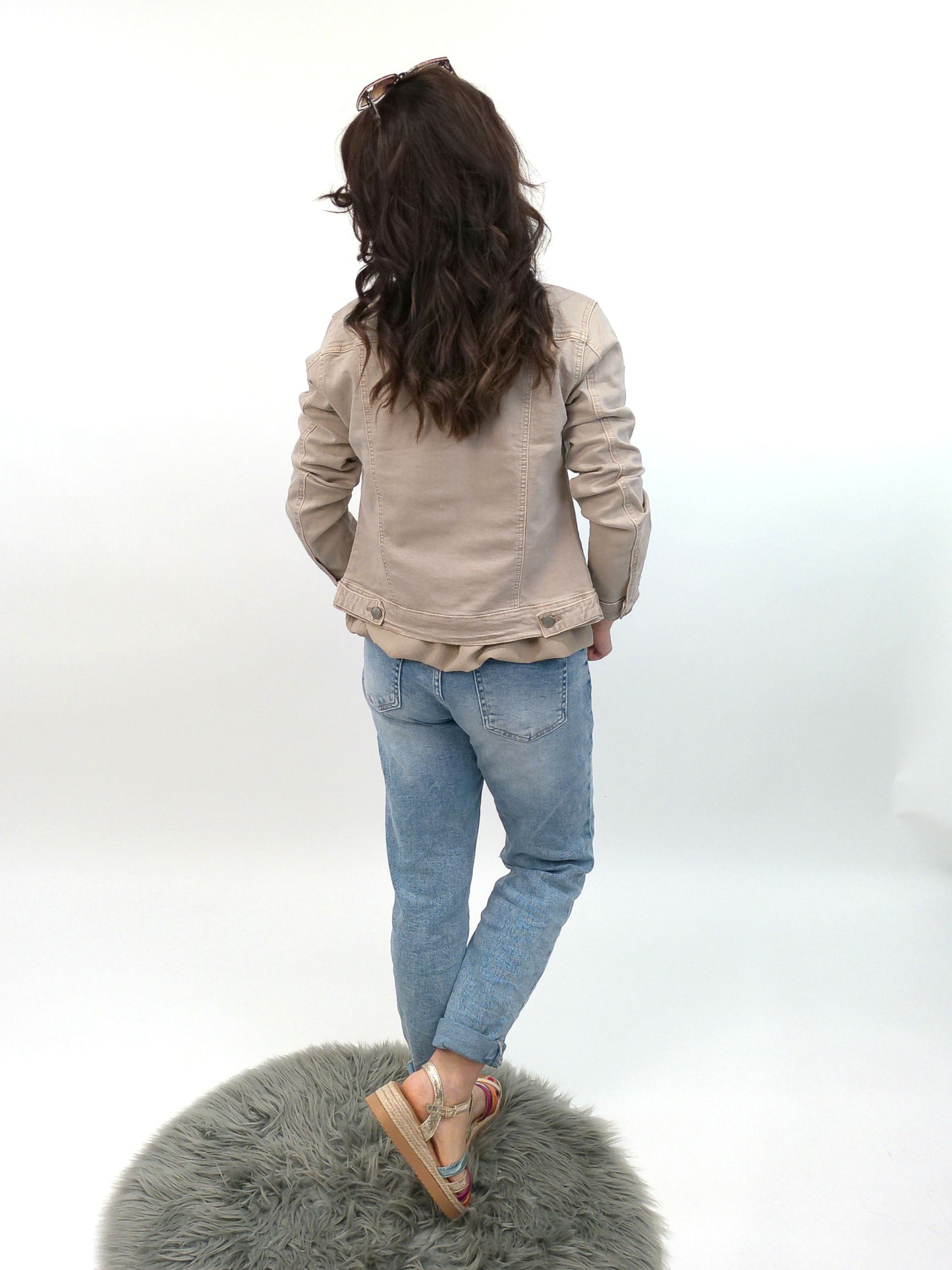 Jeansjacke beige, Gr. 36-44