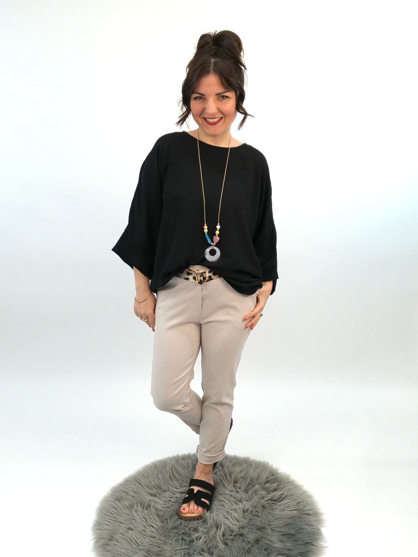 Shirt mit Kette schwarz, Gr. 38-44