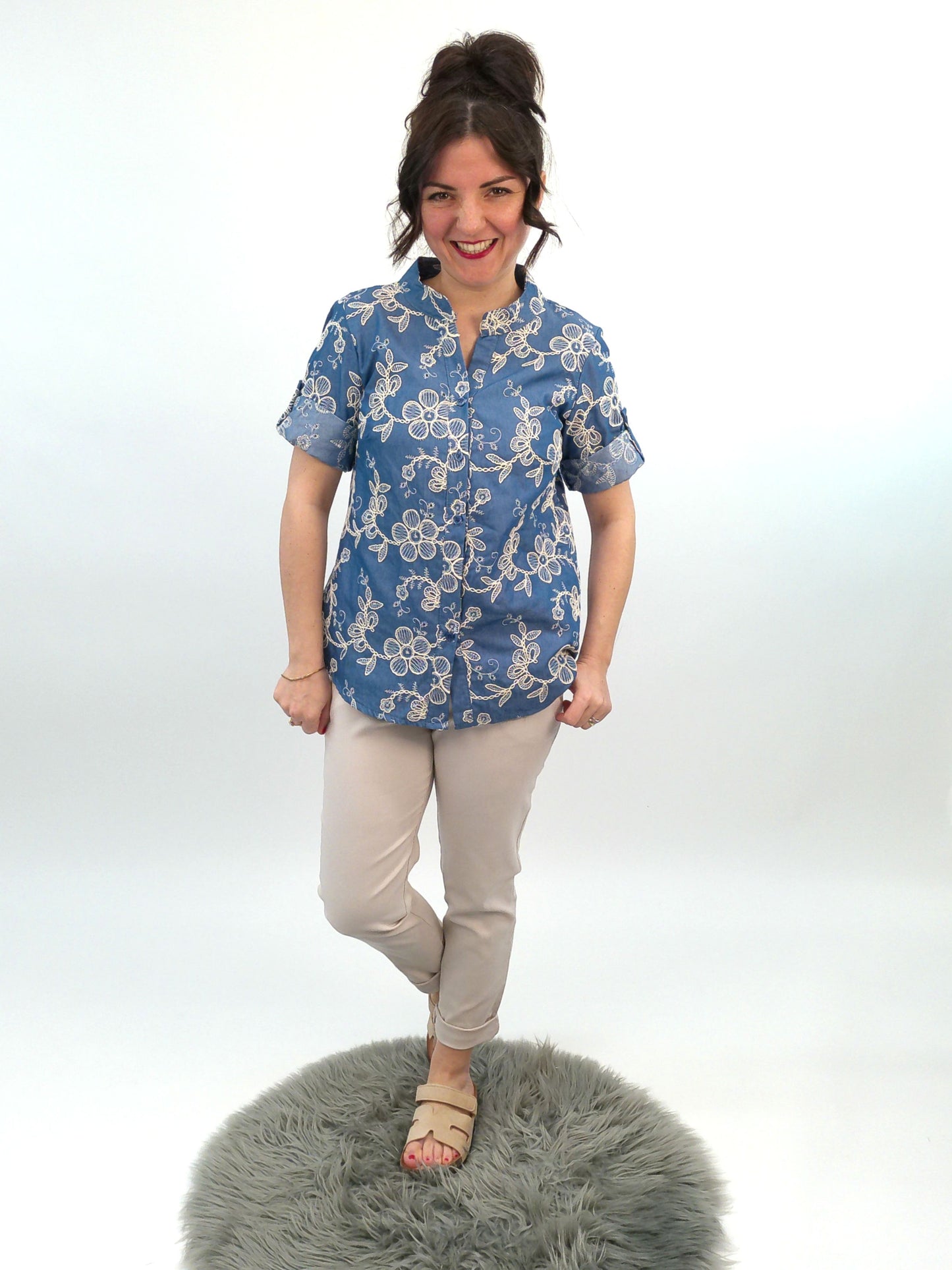 Jeans-Bluse Stickerei, Gr. 36-46