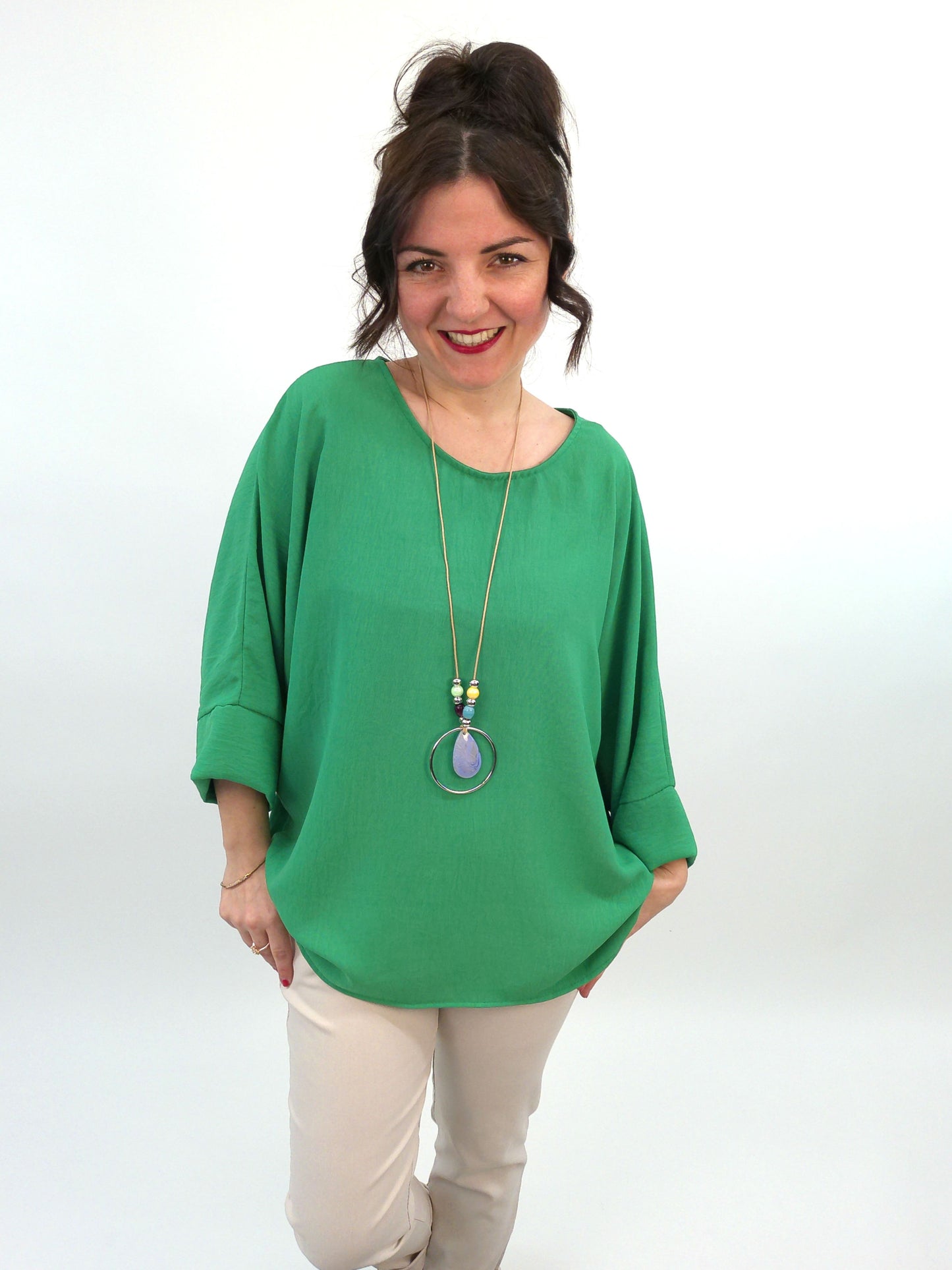 Shirt mit Kette smaragdgrün, Gr. 38-44