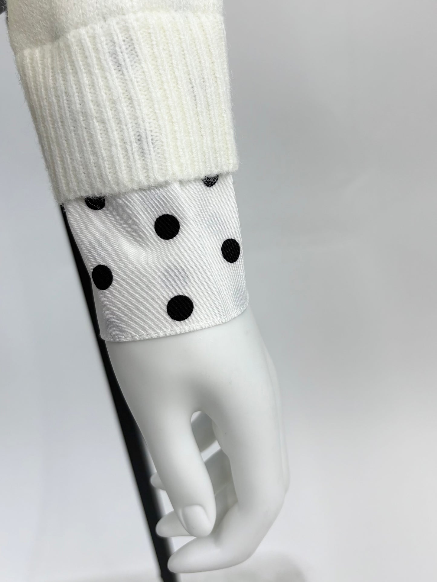 Pullover mit Polka-Dot Blusenkragen wollweiß, Gr. 36-42