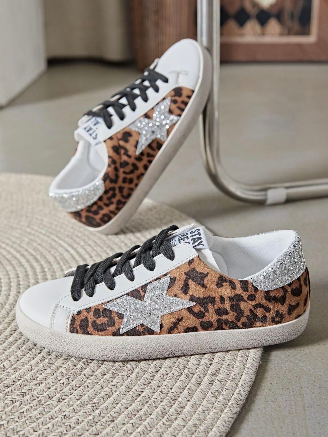 Sneaker "Stay Real" Leo