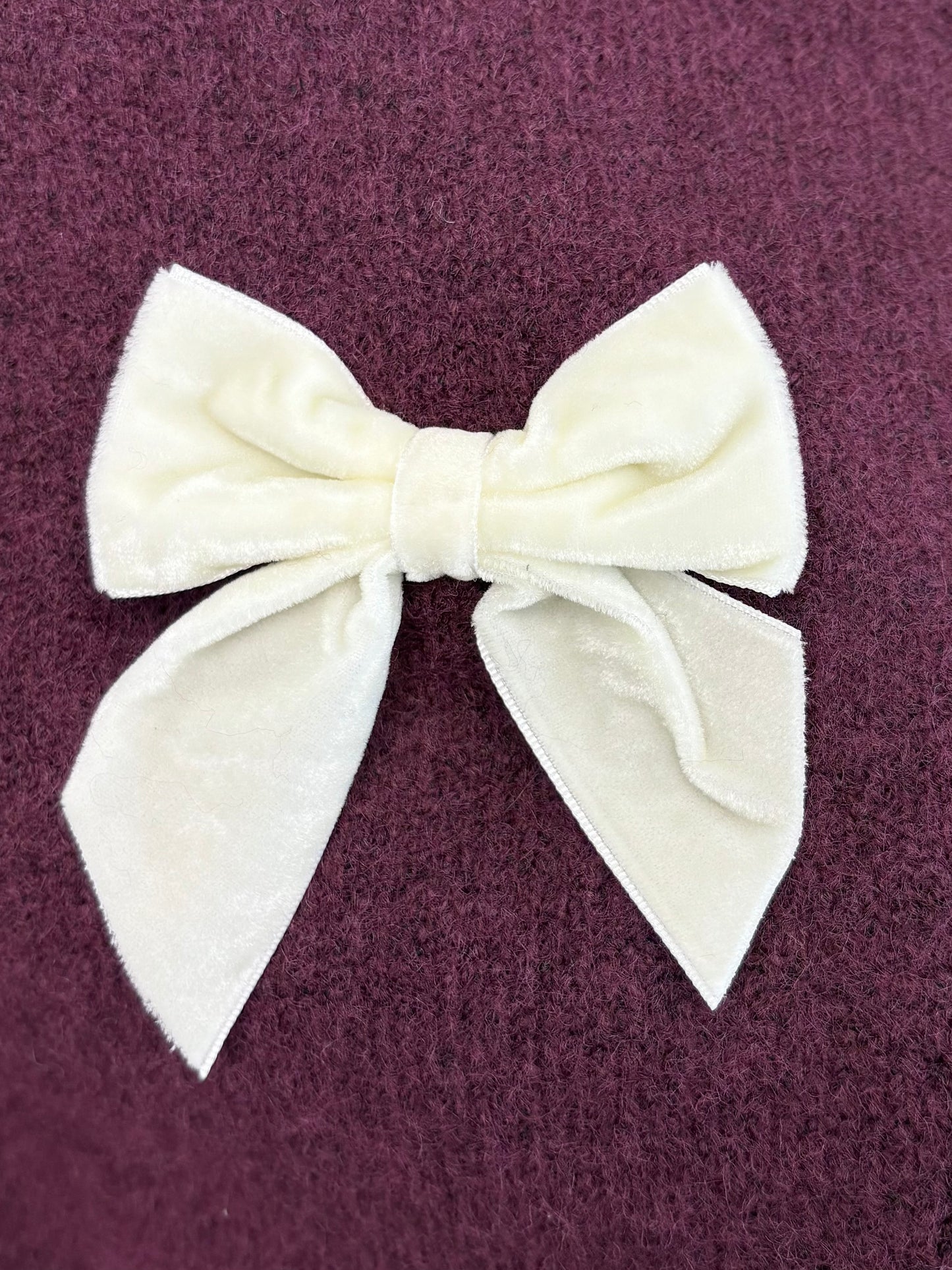 Kuschelpullover mit Schleifen bordeaux, Gr. 36-42