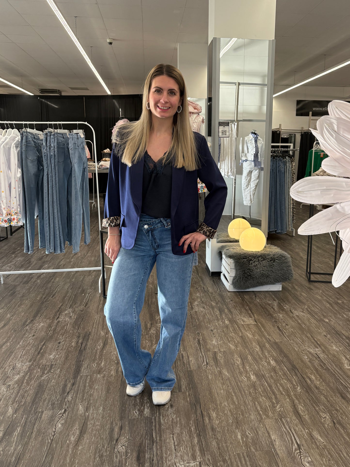 Moderner Blazer mit Reverskragen und Leo-Detail blau, Gr. 34-44