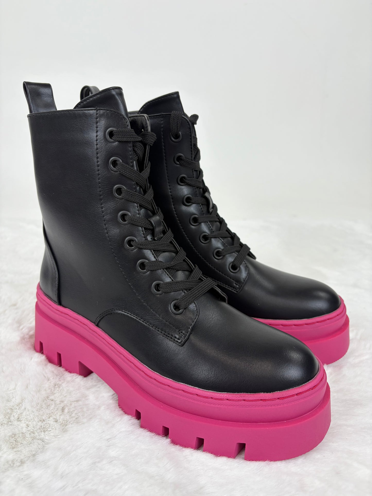 Boot schwarz/pink, Gr. 37-41