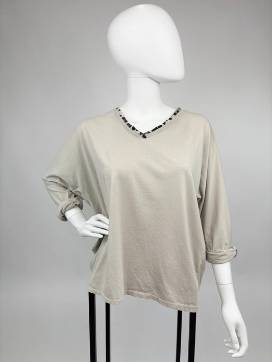 V-Neck Shirt Leo beige, Gr. 36-42