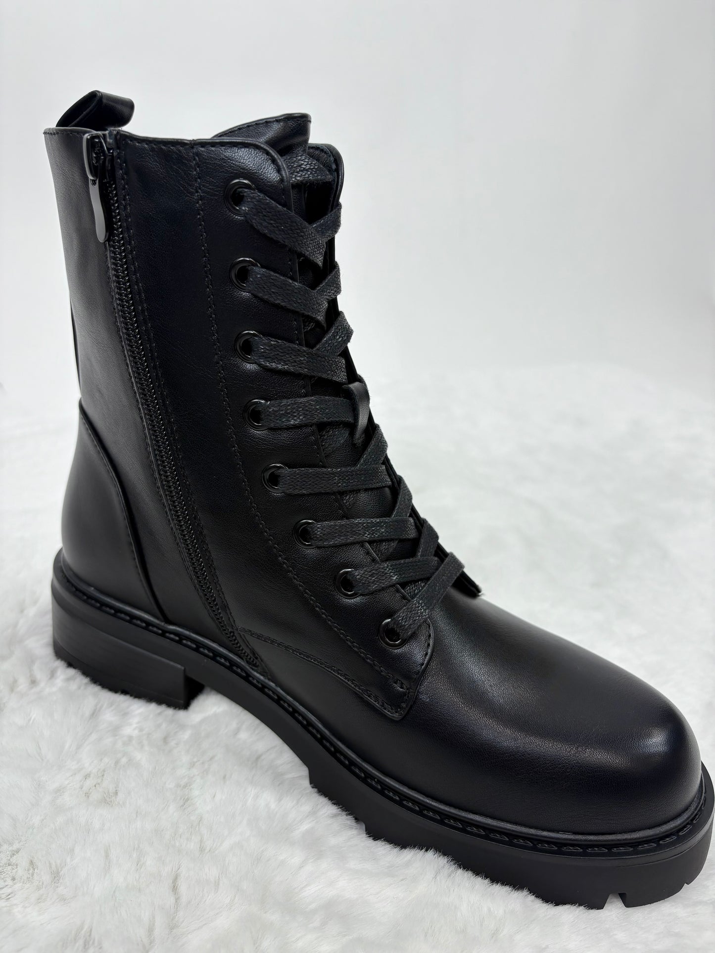 Schnür-Boot schwarz, Gr. 36-41