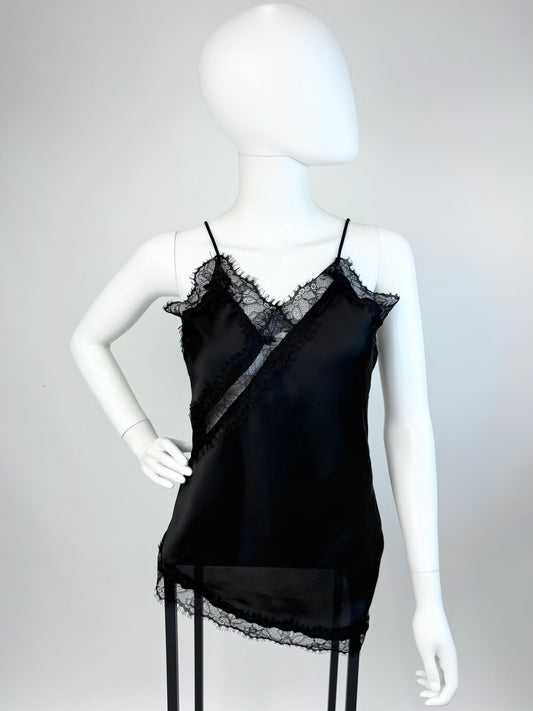 Satintop mit Spitze asymmetrisch schwarz, Gr. 34-36
