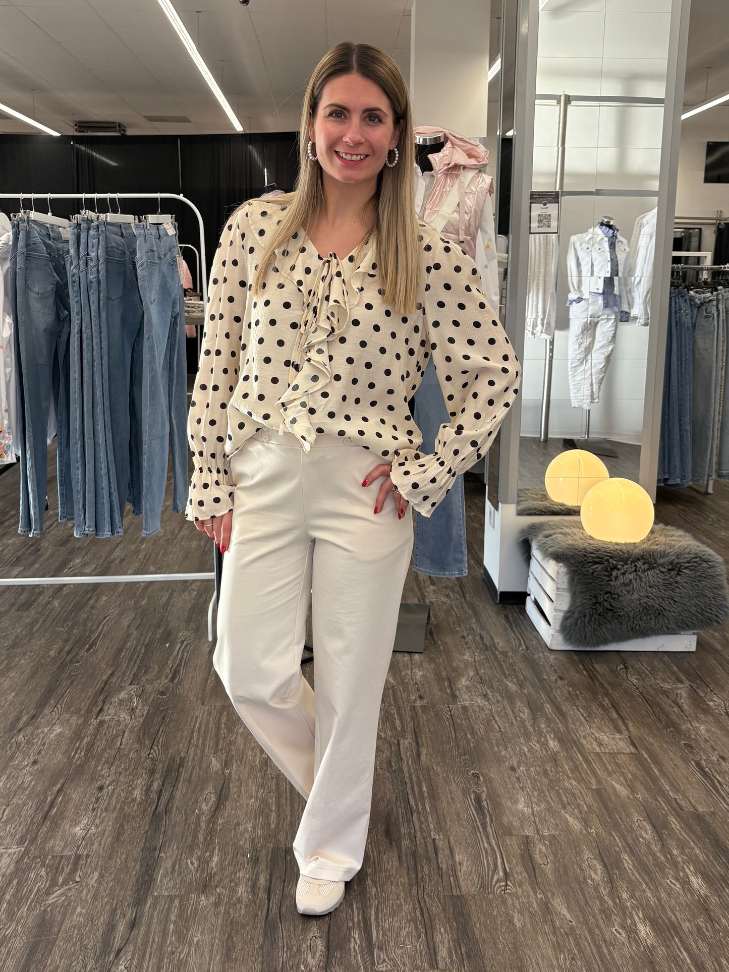 Stoffhose creme, Gr. 38-50