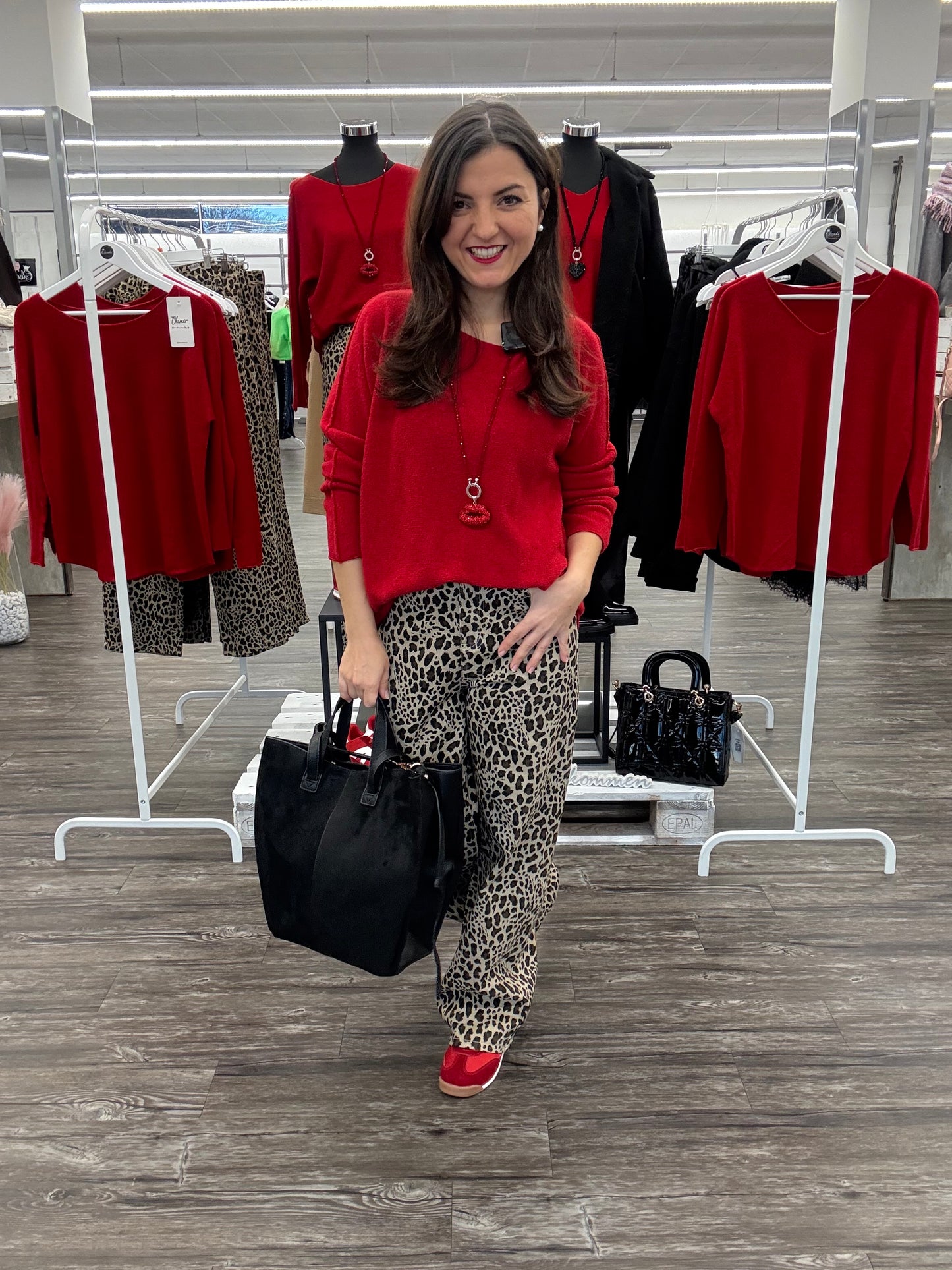 Sneaker rot-weiß, Gr. 36-41