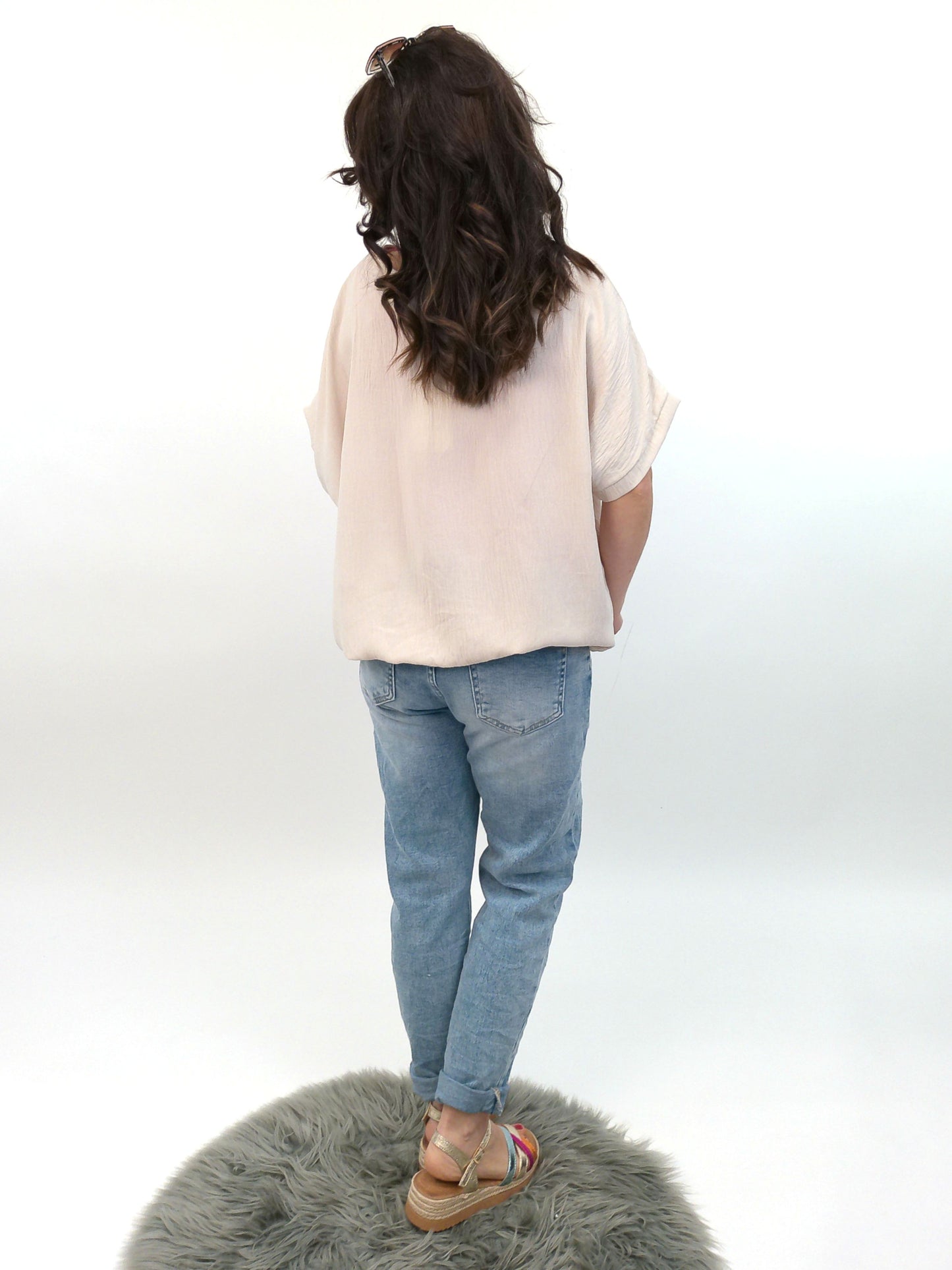 Bluse kurzarm mit Kette beige, Gr. 36-42