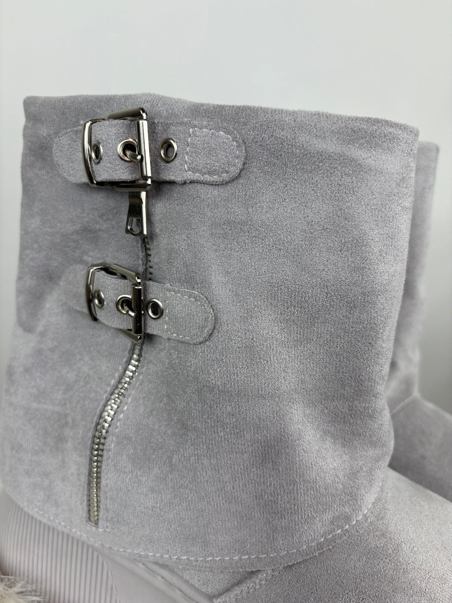 Plateau-Boot hellgrau, Gr. 36-41