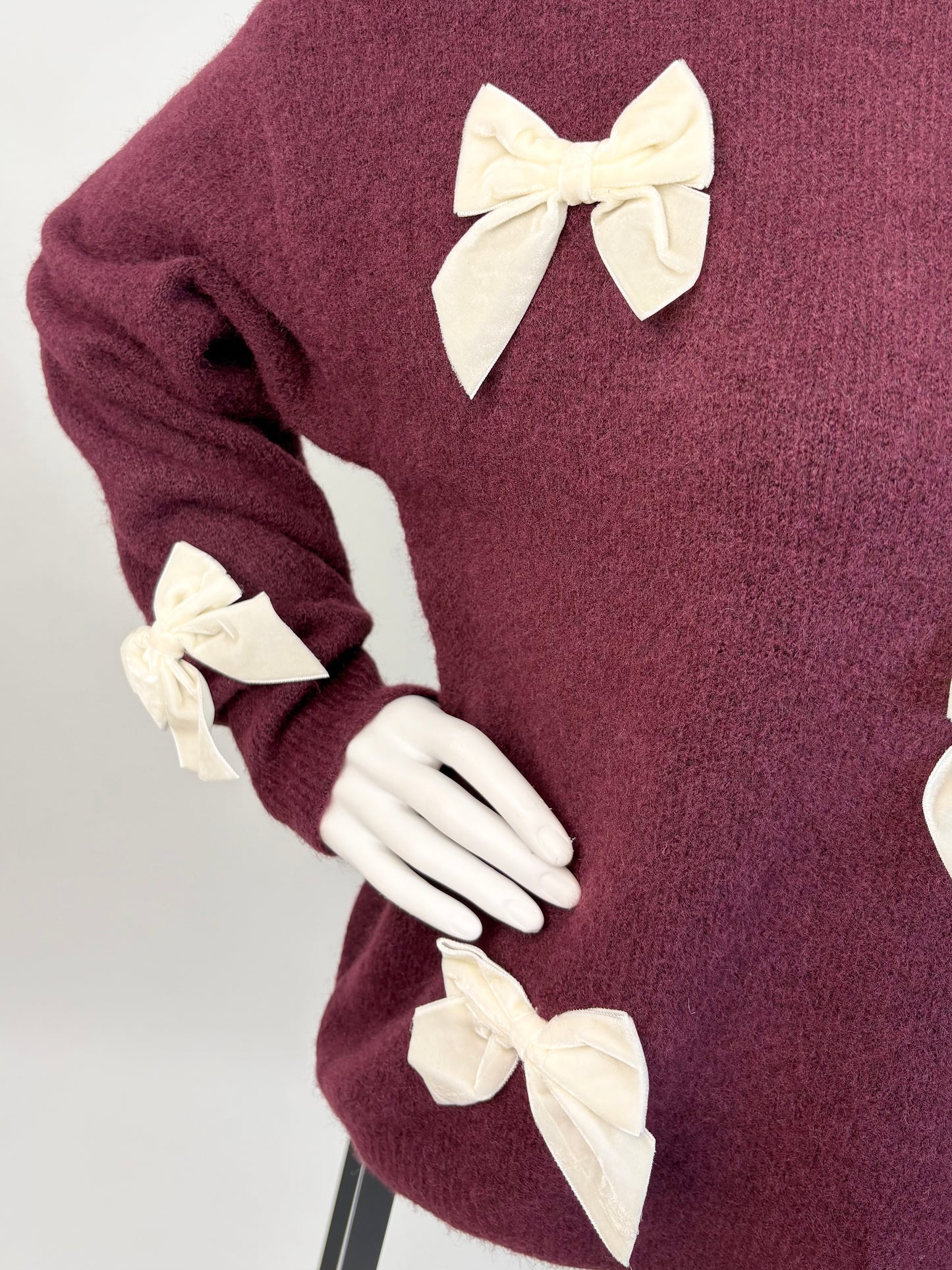 Kuschelpullover mit Schleifen bordeaux, Gr. 36-42