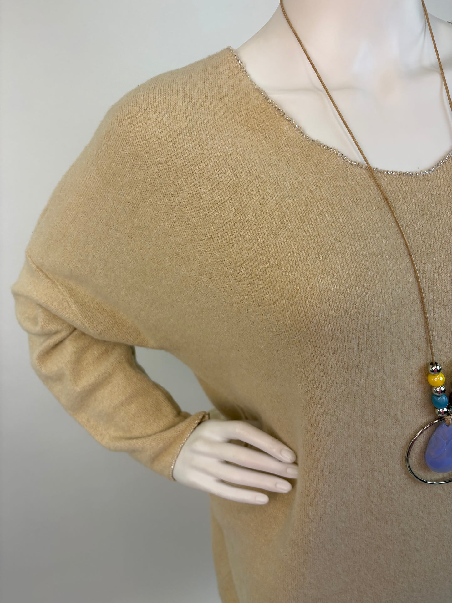 Pullover mit Kette beige Glitzer, Gr. 38-44