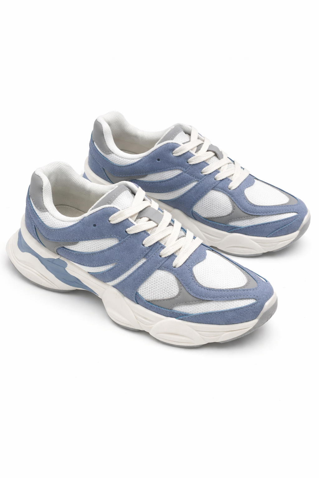 Chunky Sneaker hellblau/weiß, Gr. 36-41