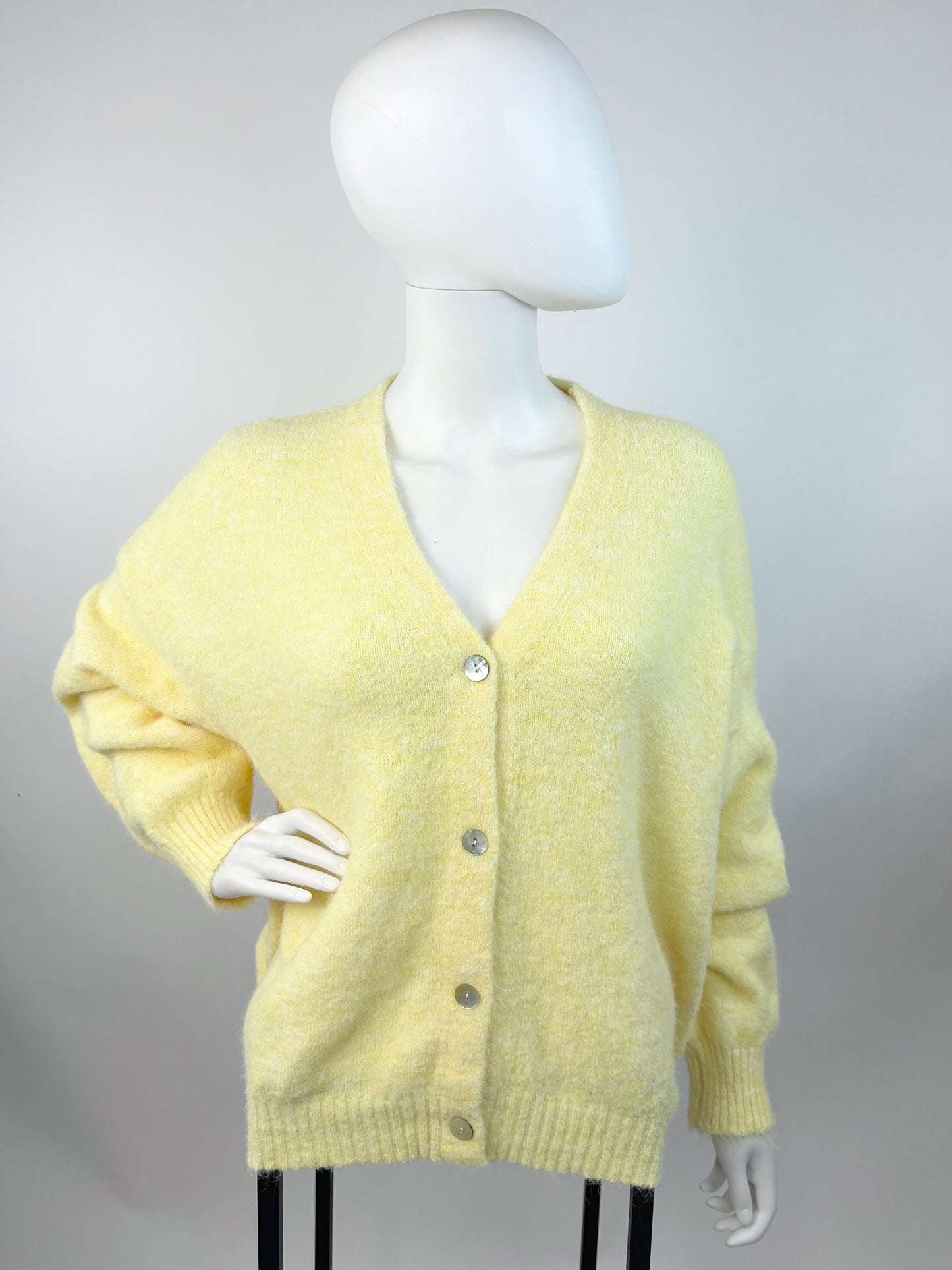 Strick-Cardigan hellgelb, Gr. 36-44