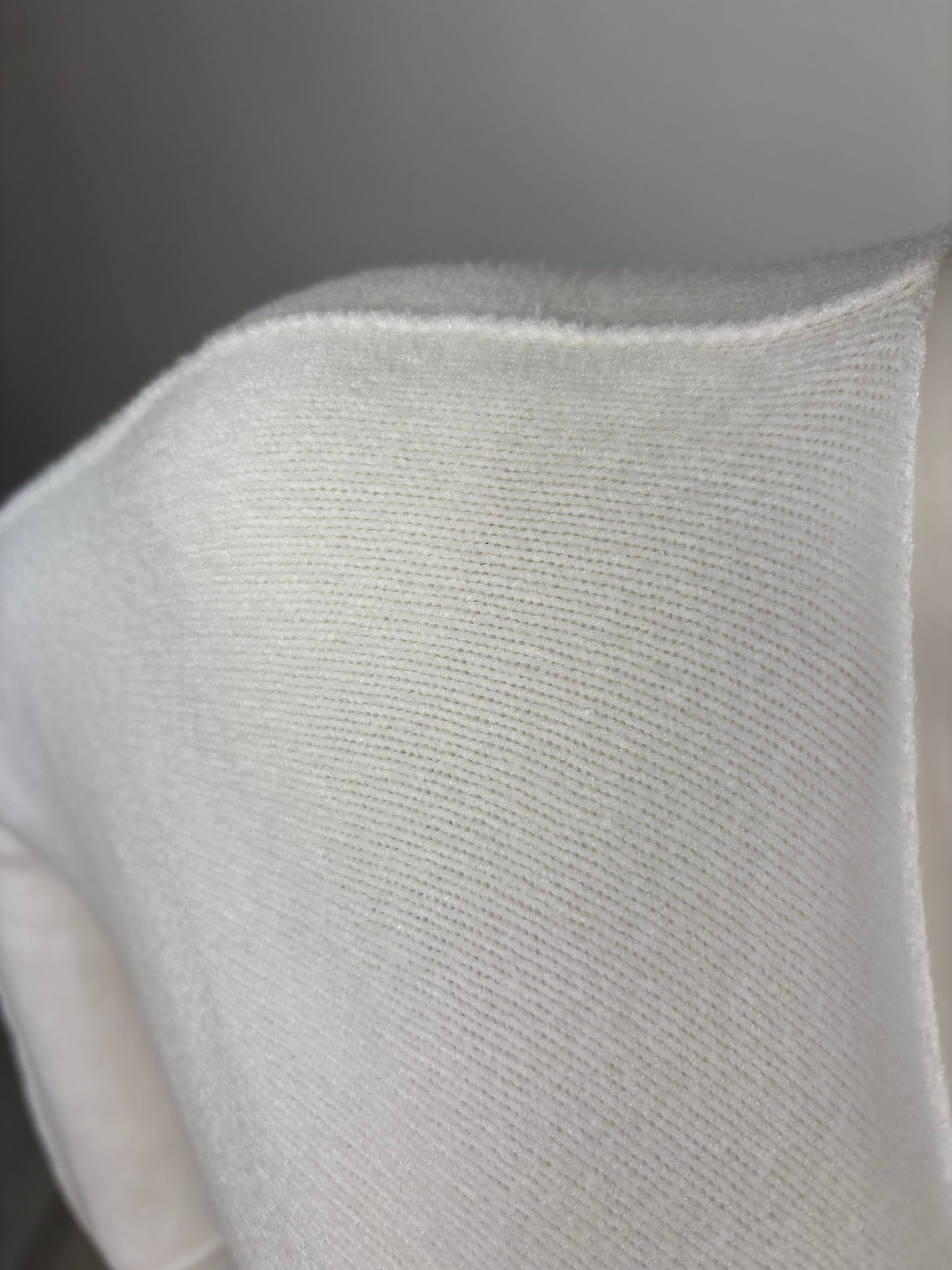 Pullover V-Ausschnitt weiß, Gr. 36-42