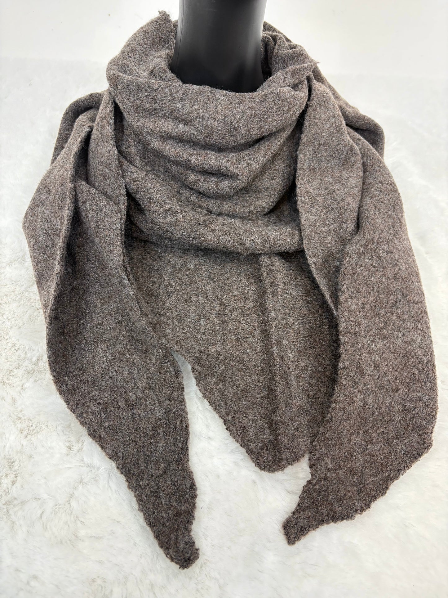 Dreiecksschal kaffeebraun