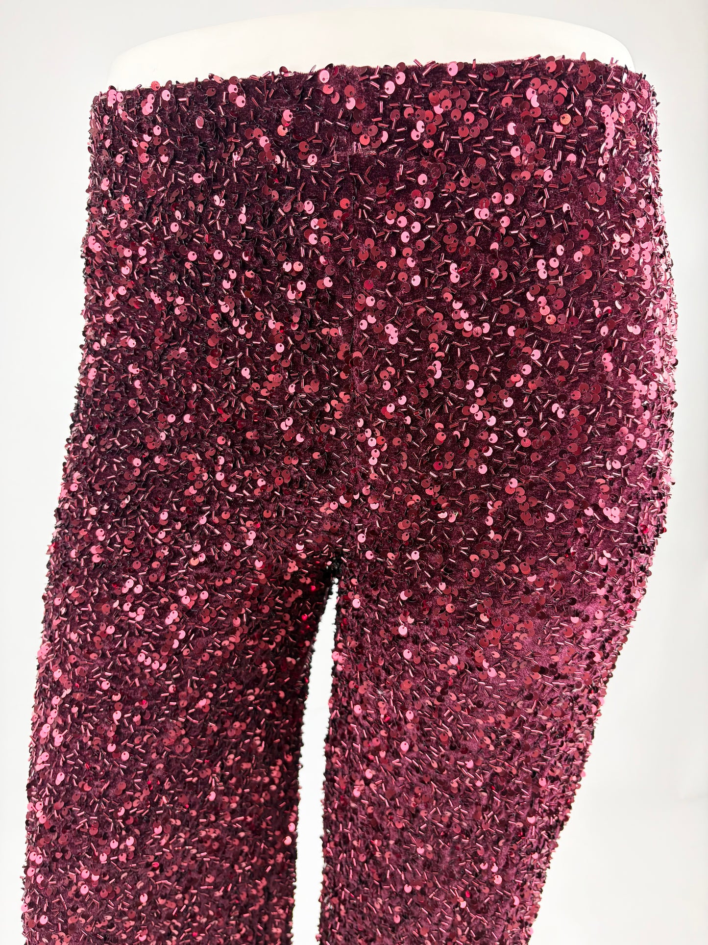 Samthose Pailletten bordeaux, Gr. 34/36 - 42/44