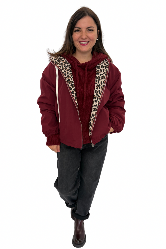 Wendejacke mit Kapuze bordeaux, Gr. 34-42