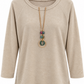 Lässiges Shirt mit Schmuckkette beige, Gr. 36-42