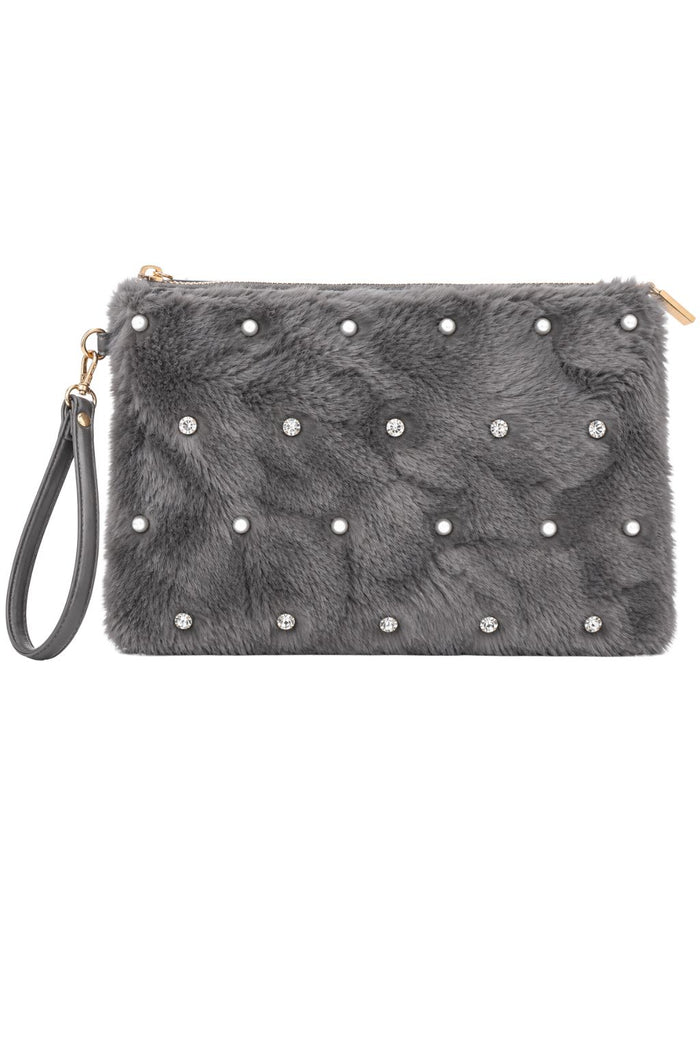 Flauschige Clutch mit Strassdetails grau