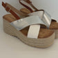 Keilsandalette mit Riemchen silber/weiß, Gr. 36-41